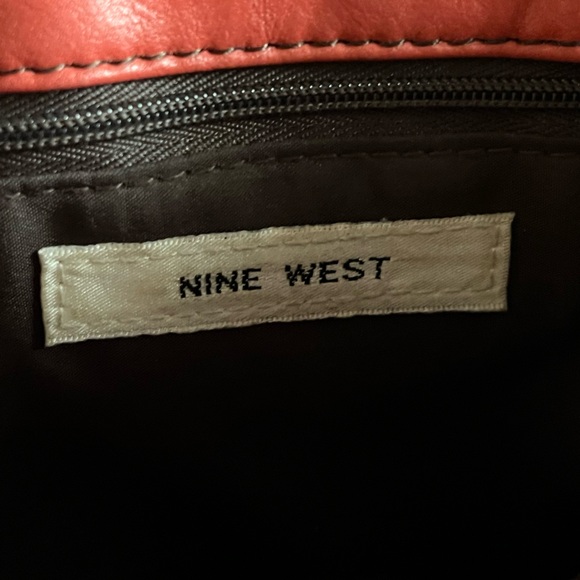 Nine West purse handbag with buckle - Picture 6 of 8